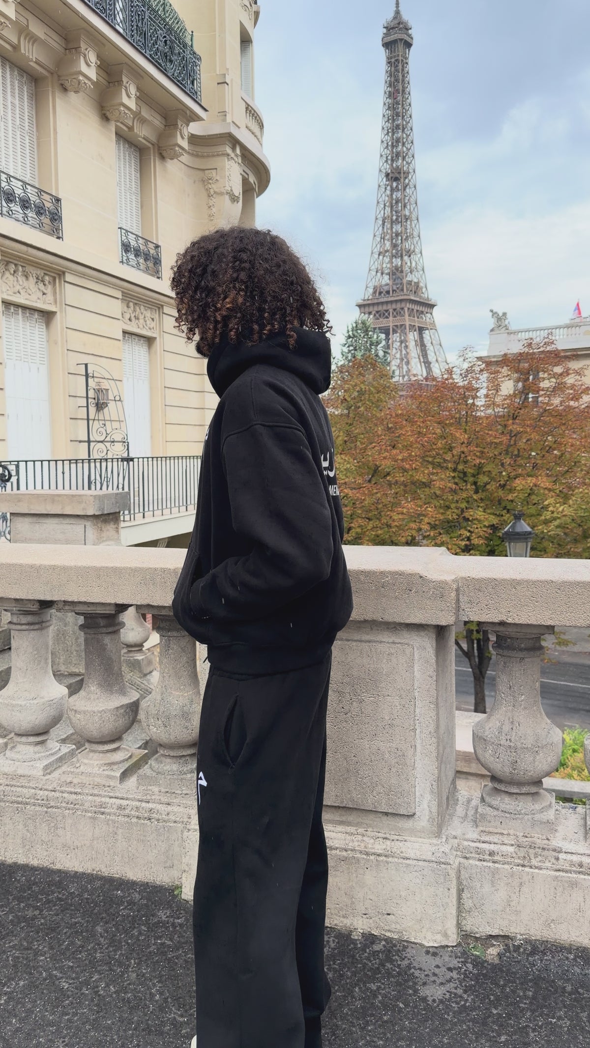 MENARA Hoodie